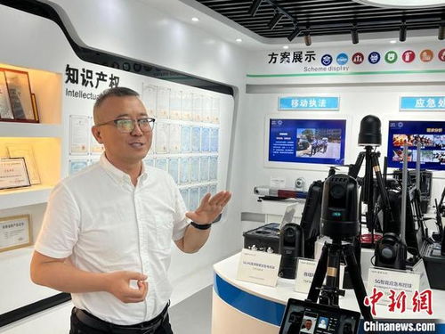 合肥 以新興產(chǎn)業(yè)為引擎，以“科大硅谷”為載體，驅(qū)動(dòng)技術(shù)開發(fā)與創(chuàng)新